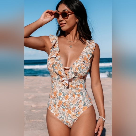 Cupshe Other - NWOT Cupshe 1 Piece Floral Print Size XXL Firm